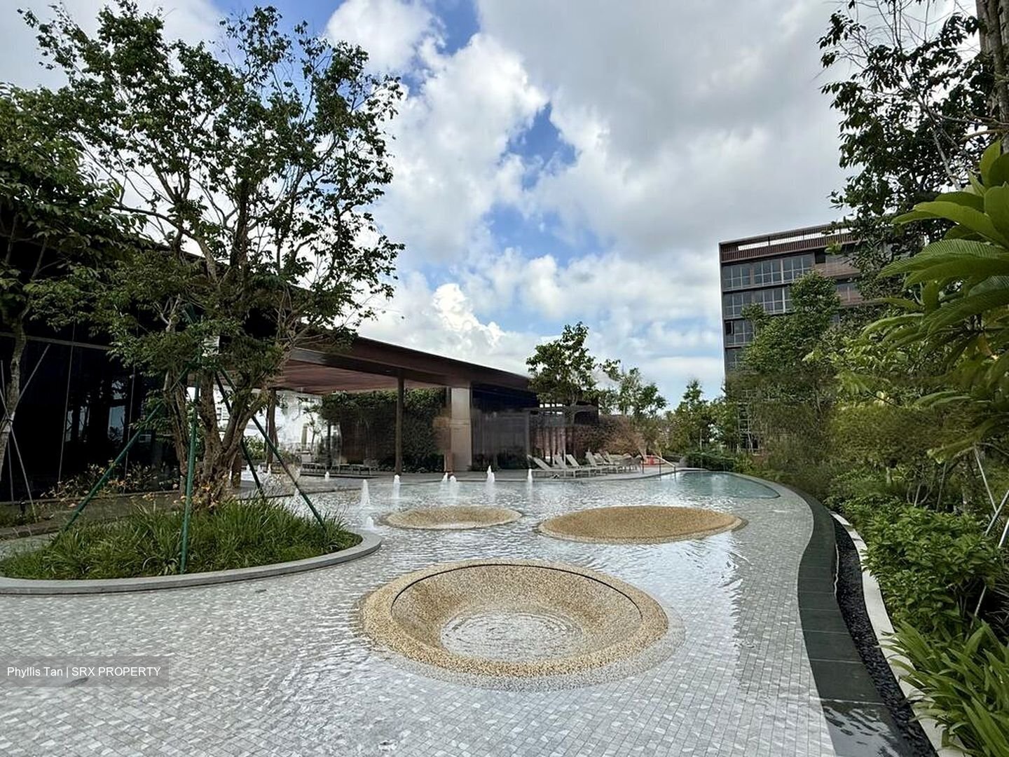 Pasir Ris Drive 8 (D18), Condominium #456672231
